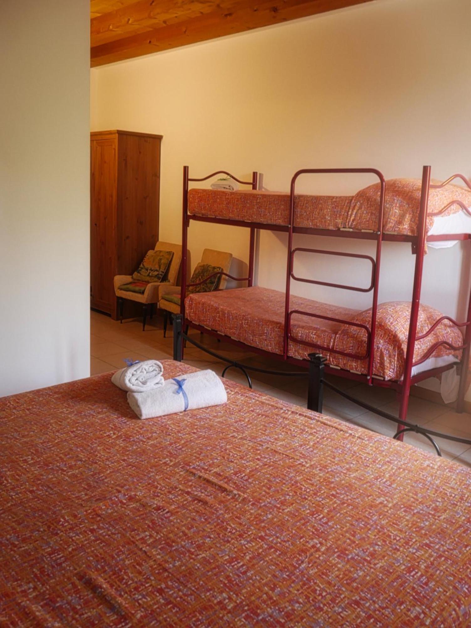 Quadrifoglio Relax Guest House San Dona di Piave Bagian luar foto