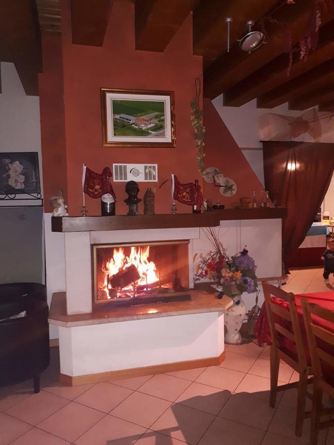 Quadrifoglio Relax Guest House San Dona di Piave Bagian luar foto